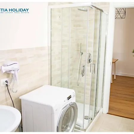 Apartment Tristano E Isotta Lido di Ostia